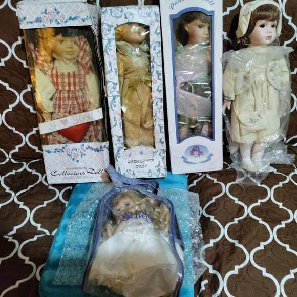Collector's Porcelain vintage doll - Picture 10 of 12